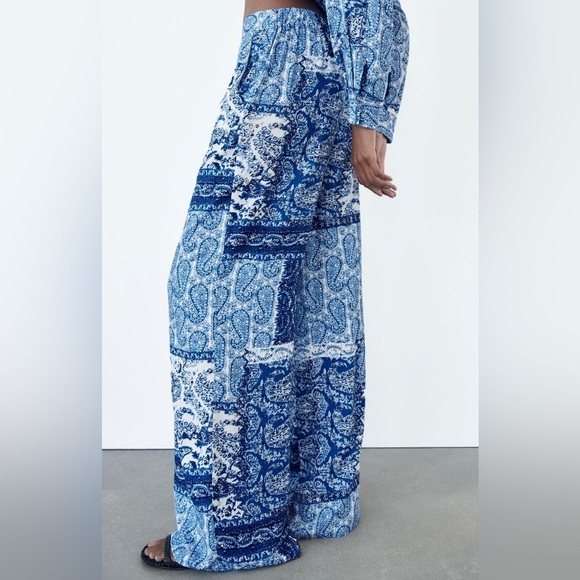ZARA Printed Wide Leg Pants - Picture 3 of 6